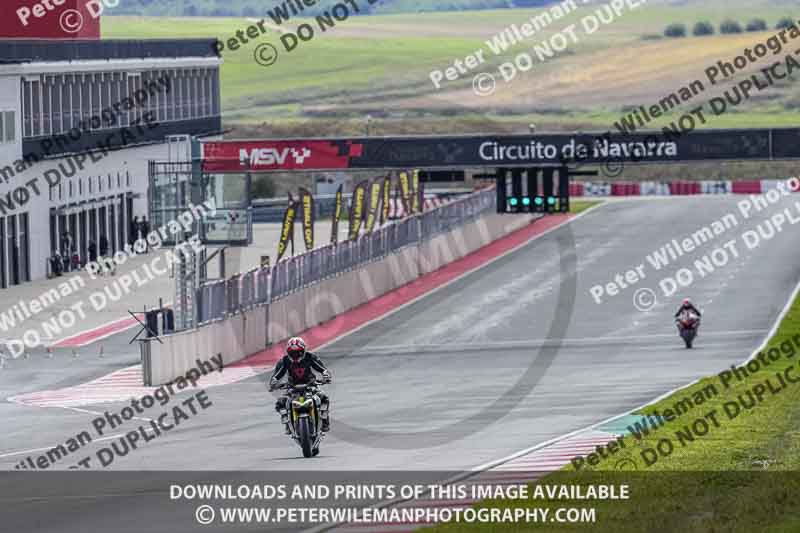 Circuito de Navarra;Spain;event digital images;motorbikes;no limits;peter wileman photography;trackday;trackday digital images